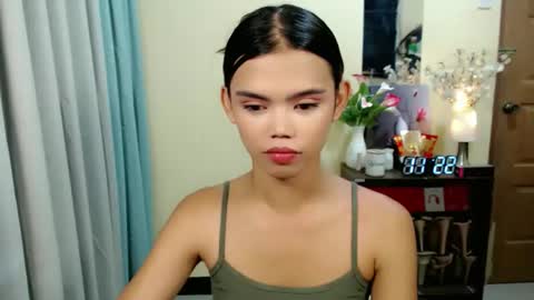 Snapshot of sweetytrannygirlxx chatting on 10, 5, 2026 Megan online show from 10, 5, 2026