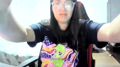 sweetyypeach online show from 3, 12, 2024