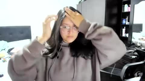 sweetyypeach online show from 4, 12, 2024