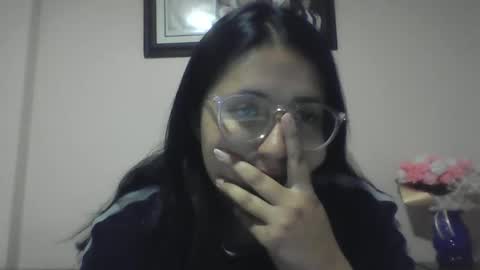 sweetyypeach online show from 27, 1, 2025