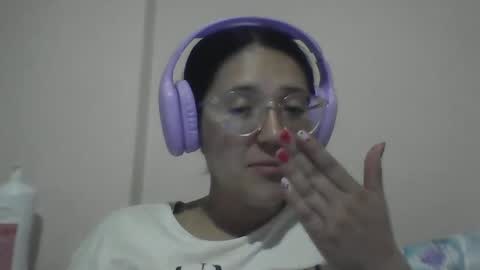 sweetyypeach online show from 21, 2, 2025