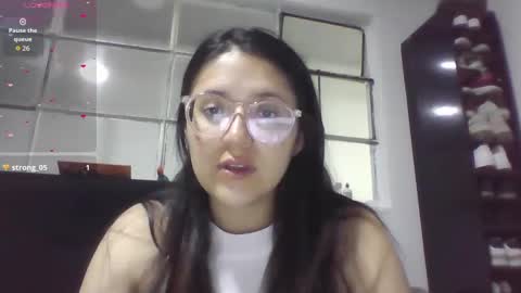 sweetyypeach online show from 14, 9, 2025