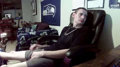 Snapshot of swelteringk chatting on 4, 1, 2025 Kile online show from 4, 1, 2025