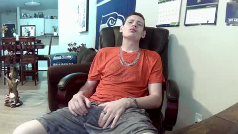 Snapshot of swelteringk chatting on 3, 2, 2025 Kile online show from 3, 2, 2025