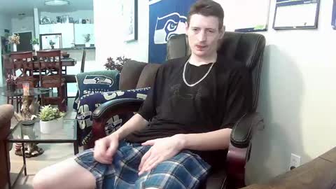 Snapshot of swelteringk chatting on 11, 3, 2025 Kile online show from 11, 3, 2025