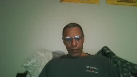 swimmerbod2495 online show from 7, 2, 2026