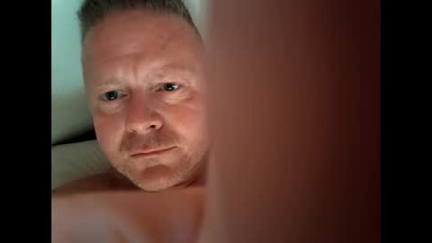 Swingrstarr online show from 15, 4, 2026