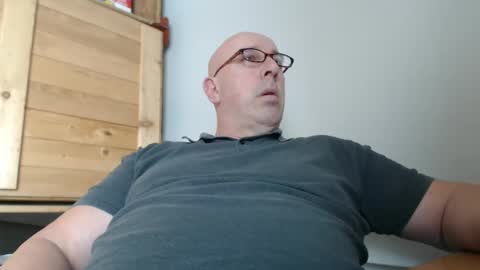 swissscooby55 online show from 4, 1, 2025