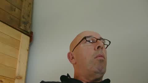 swissscooby55 online show from 12, 9, 2025