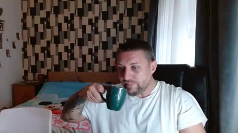 Johnny and Annabelle online show from 3, 2, 2025