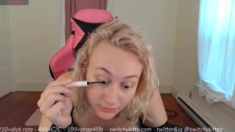 Snapshot of switchykitty chatting on 10, 9, 2025 ashley blayde online show from 10, 9, 2025