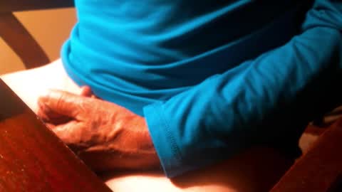 Snapshot of swizzle__stick chatting on 17, 3, 2026 will jeffers online show from 17, 3, 2026