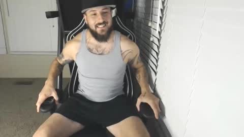 Snapshot of swoozy_ chatting on 5, 11, 2025 swoozy_ online show from 5, 11, 2025