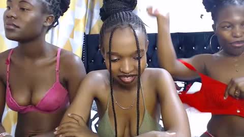 Camilla online show from 25, 2, 2025