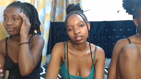 Camilla online show from 26, 2, 2025