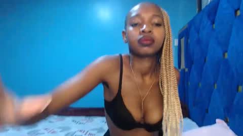 Camilla online show from 10, 9, 2025