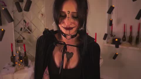 Sophie online show from 26, 10, 2025