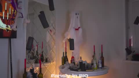 Sophie online show from 27, 10, 2025