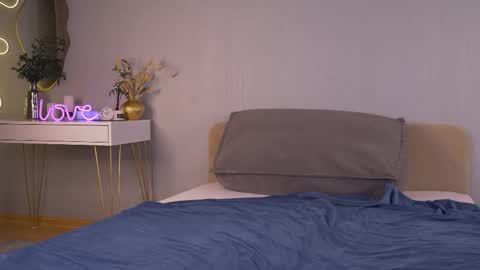 Snapshot of sydney__sweety chatting on 27, 9, 2025 Amelia online show from 27, 9, 2025