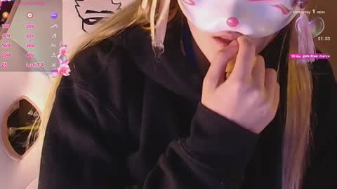 Snapshot of sydney_max chatting on 22, 10, 2025 Milena online show from 22, 10, 2025