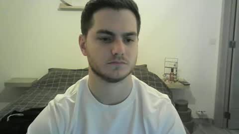 Snapshot of syl092 chatting on 3, 12, 2024 syl092 online show from 3, 12, 2024