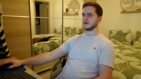 Snapshot of syl092 chatting on 21, 1, 2025 syl092 online show from 21, 1, 2025