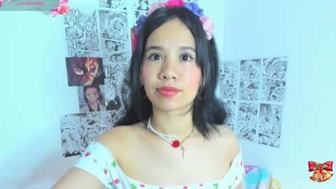Snapshot of sylphy17 chatting on 10, 12, 2024 sylphy17 online show from 10, 12, 2024