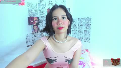 Snapshot of sylphy17 chatting on 11, 12, 2024 sylphy17 online show from 11, 12, 2024