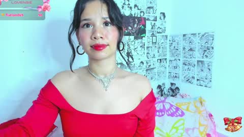 Snapshot of sylphy17 chatting on 15, 12, 2024 sylphy17 online show from 15, 12, 2024