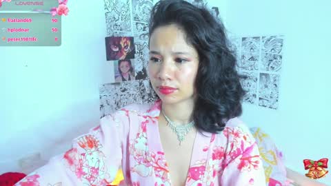 Snapshot of sylphy17 chatting on 15, 12, 2024 sylphy17 online show from 15, 12, 2024