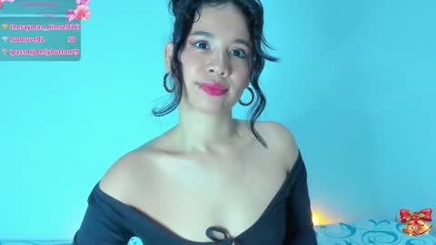 Snapshot of sylphy17 chatting on 4, 1, 2025 sylphy17 online show from 4, 1, 2025