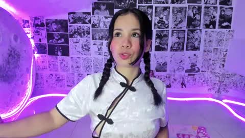Snapshot of sylphy17 chatting on 11, 9, 2025 sylphy17 online show from 11, 9, 2025