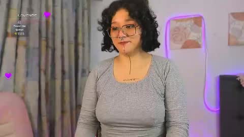 Snapshot of sylvara_bx chatting on 28, 3, 2026 online show from 28, 3, 2026