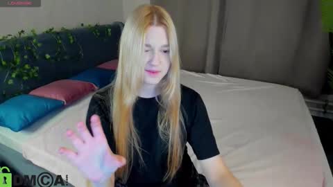 Sylvia online show from 22, 11, 2025