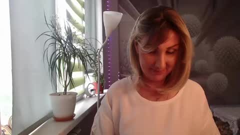 Sylvia online show from 22, 4, 2026