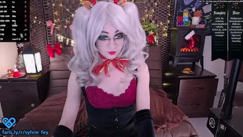 Snapshot of sylvie_fey chatting on 26, 12, 2024 Sylvie online show from 26, 12, 2024
