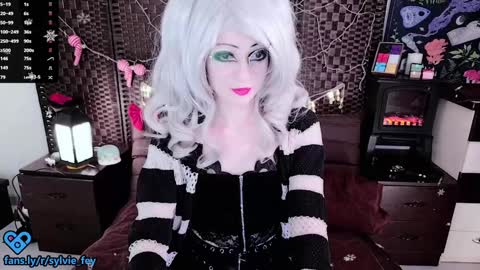 Snapshot of sylvie_fey chatting on 3, 1, 2025 Sylvie online show from 3, 1, 2025
