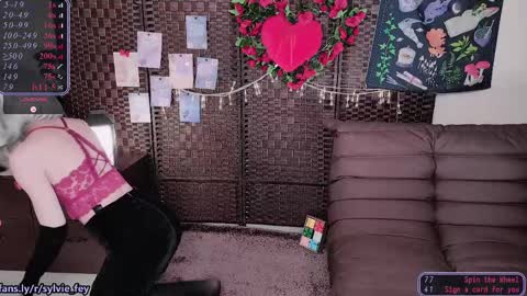 Snapshot of sylvie_fey chatting on 15, 2, 2025 Sylvie online show from 15, 2, 2025