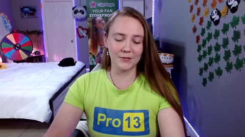 Snapshot of syndica chatting on 8, 3, 2026 Jennah online show from 8, 3, 2026