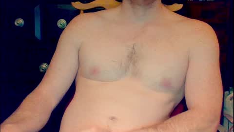 Snapshot of t3ns0r_ chatting on 11, 11, 2025 t3ns0r_ online show from 11, 11, 2025