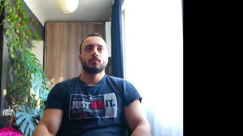 Snapshot of t_huracane chatting on 27, 2, 2025 Huracane online show from 27, 2, 2025