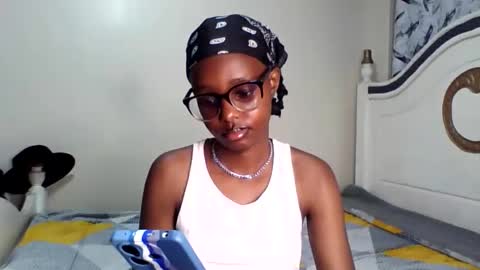 Snapshot of t_okyo chatting on 24, 9, 2025 TOKYO online show from 24, 9, 2025