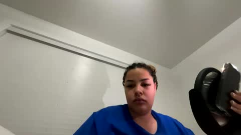 Snapshot of t_princess_t chatting on 20, 12, 2024 t_princess_t online show from 20, 12, 2024