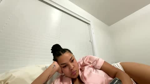 Snapshot of t_princess_t chatting on 17, 2, 2025 t_princess_t online show from 17, 2, 2025