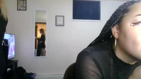 Snapshot of t_princess_t chatting on 7, 11, 2025 t_princess_t online show from 7, 11, 2025