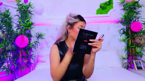 Arianna online show from 22, 9, 2025