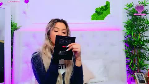 Snapshot of taahiraarabian chatting on 8, 1, 2026 Arianna online show from 8, 1, 2026