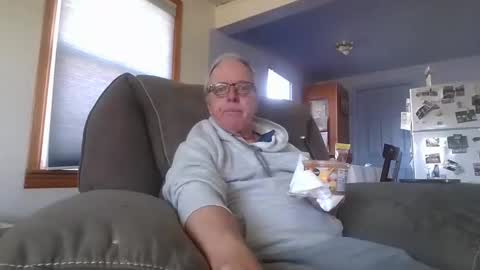 Snapshot of tacrunner66_ chatting on 8, 4, 2026 tacrunner66_ online show from 8, 4, 2026