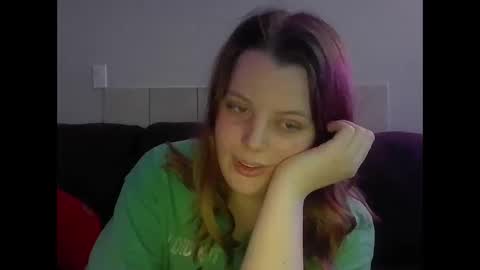 tacyluxe online show from 18, 5, 2026