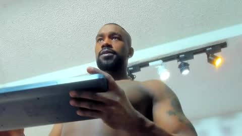 Snapshot of tafari_1 chatting on 28, 3, 2026 Tafari Zulu online show from 28, 3, 2026